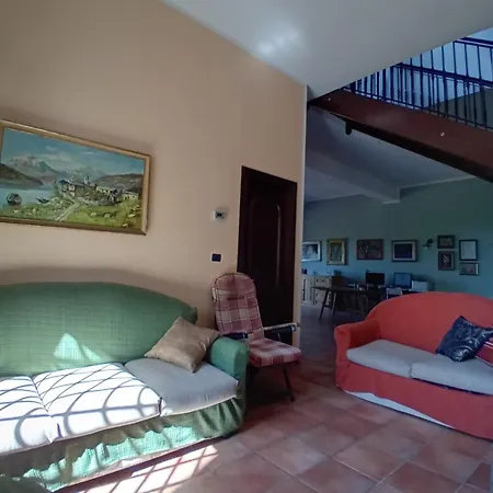 Casa Roverelle 招待所 3*